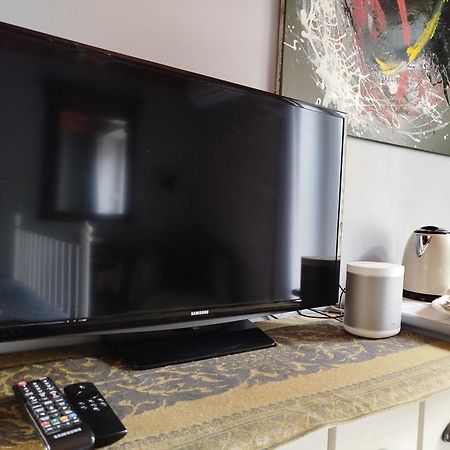 Chez Pique-Fesse Chambre D'Hote Saint-Martin-L'ars ภายนอก รูปภาพ
